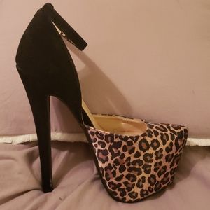 Platform animal print heels